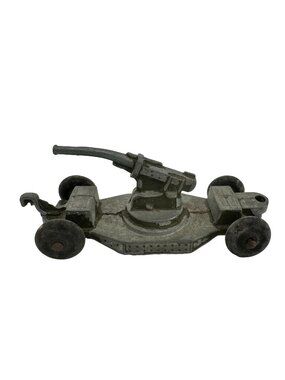 Tootsietoy Anti Aircraft Gun on Trailer